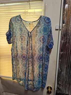 Francesca's Collections Blue Multi-Patterned Tie-Neck Tunic